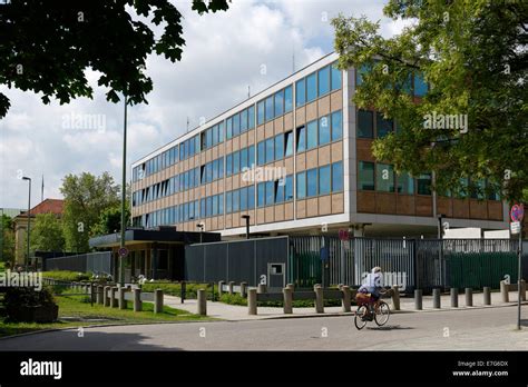 Hotels near U.S. Consulate General Munich .